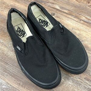 Vans Black Classic Slip-Ons Minimalist Design Mens 5.5 Woman’s 7 Casual